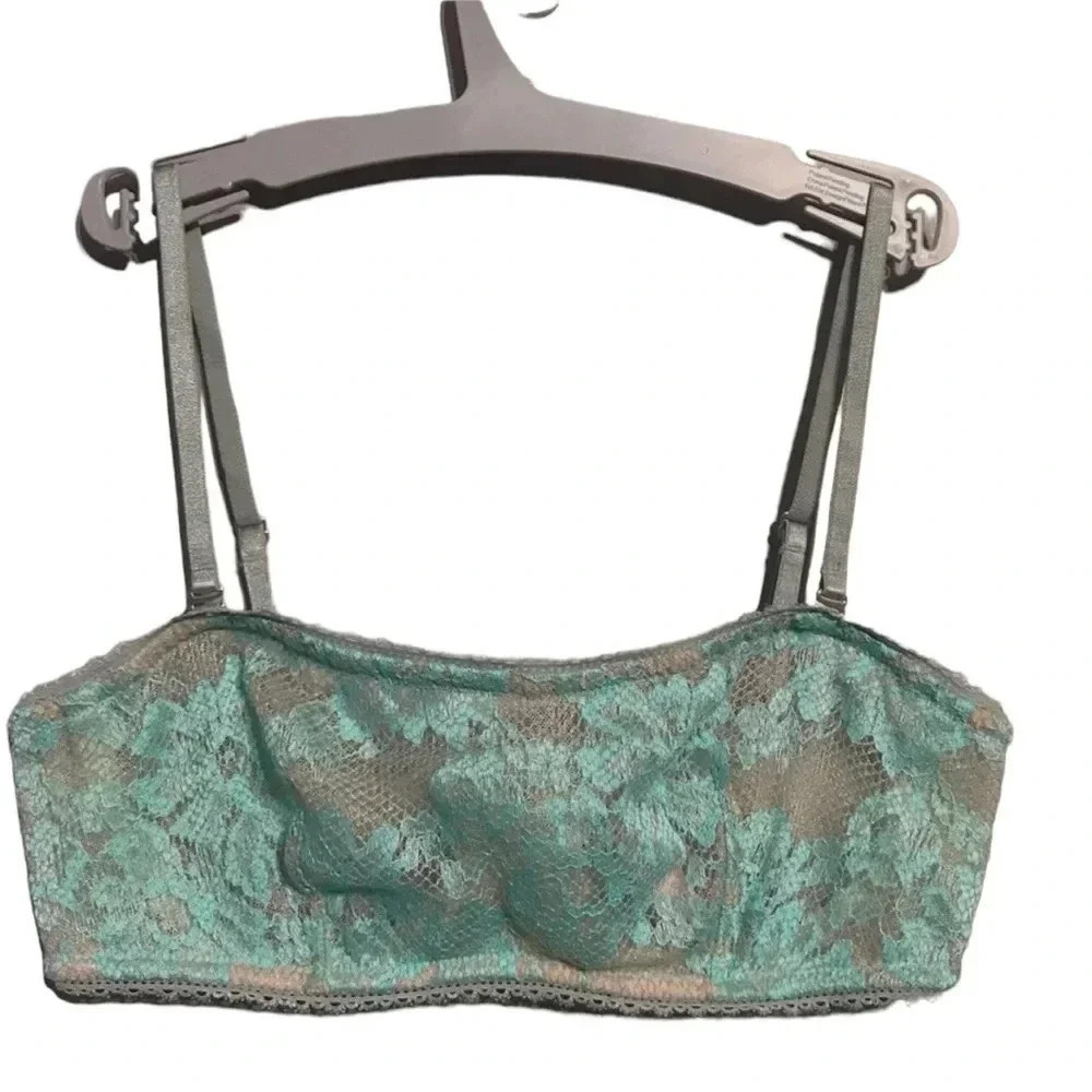 NWT VS Lace Detachable Straps Unlined Bralette